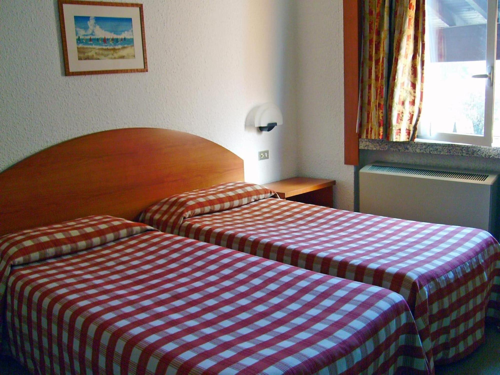 Golf Hotel Lainate Buitenkant foto